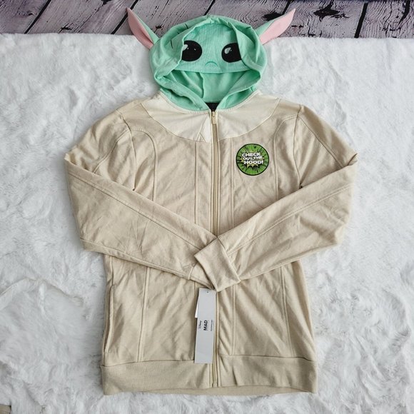 Boys' Star Wars: the Mandalorian Grogu Cosplay Sweatshirt, 3KIDT-AK - Picture 2 of 3